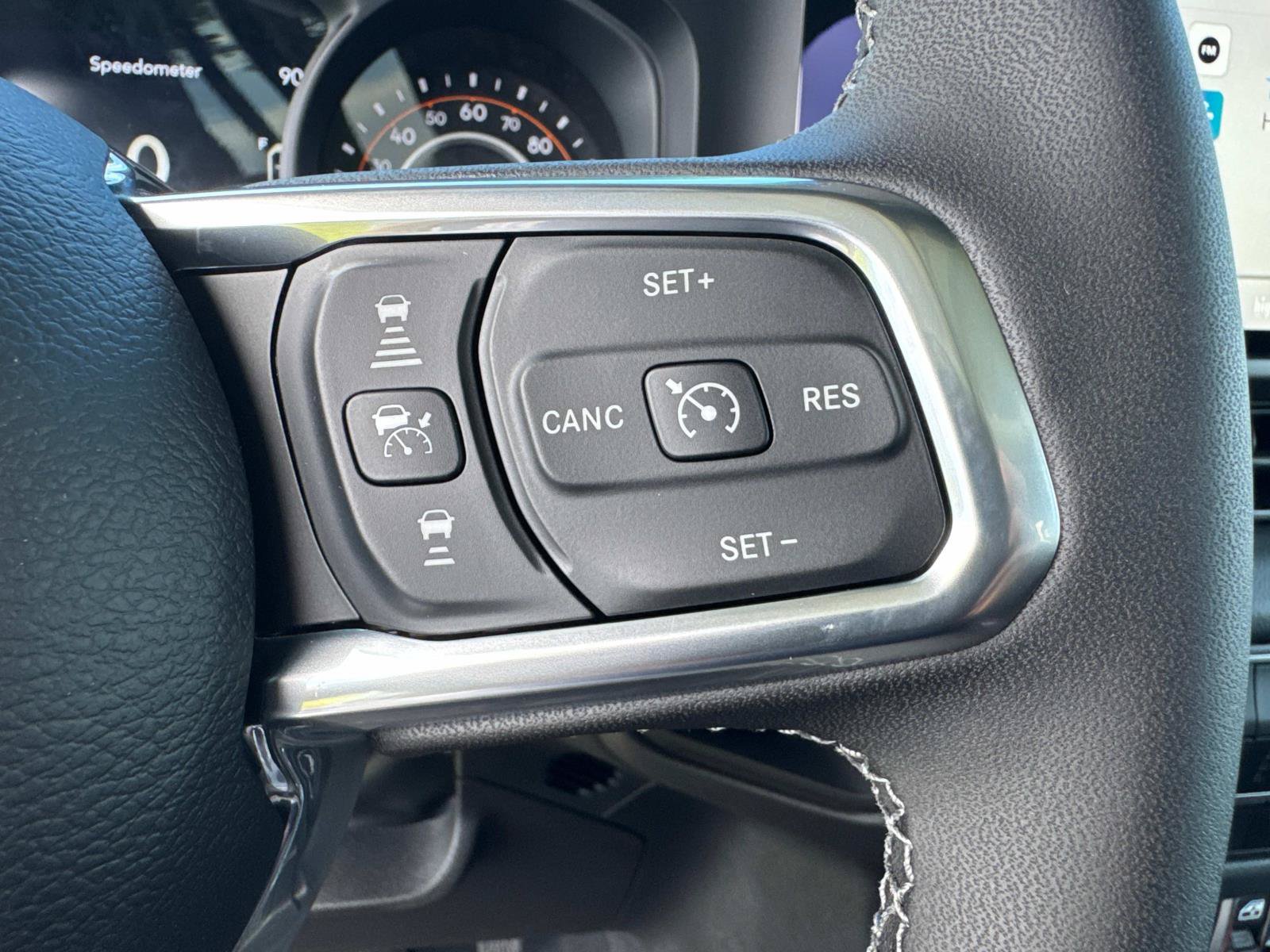 New 2025 Jeep Wrangler Unlimited Sahara AWD/4WD image 28