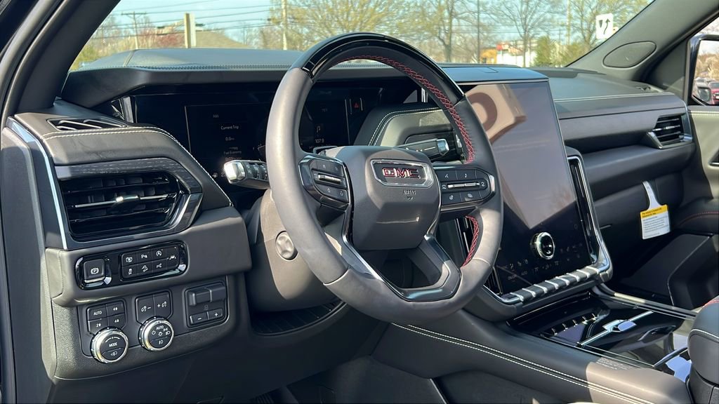 Used 2025 GMC Yukon AT4 Ultimate w/ LPO, Floor Liner Package image 20