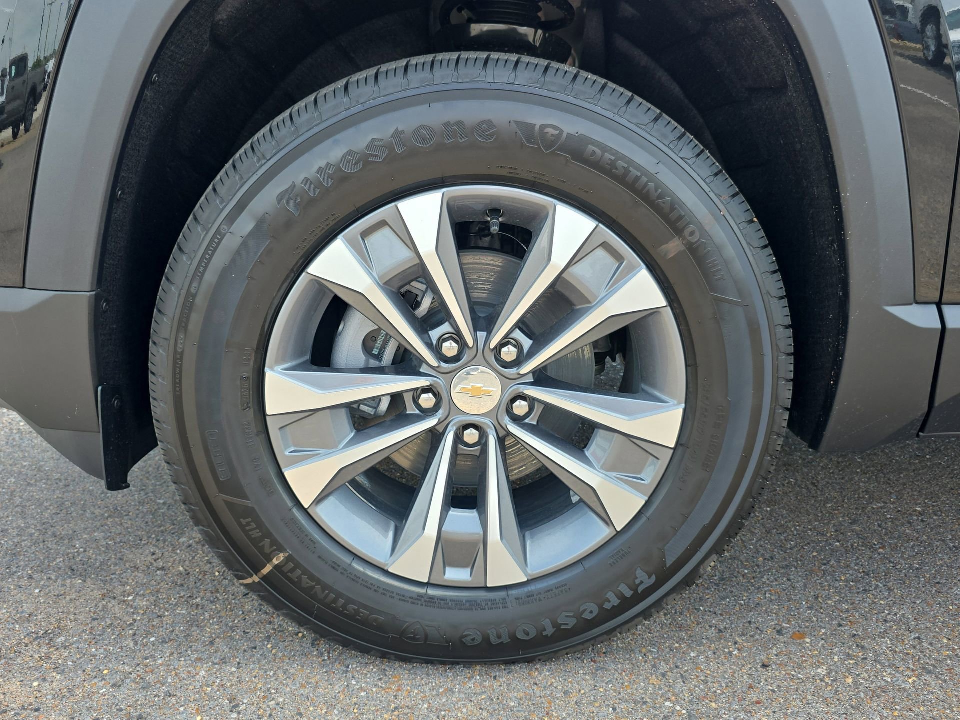 New 2026 Chevrolet Equinox LT w/ Convenience Package II FWD image 9