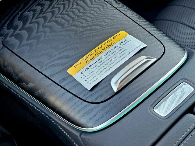 New 2026 Mercedes-Benz E 450 4MATIC Sedan image 30