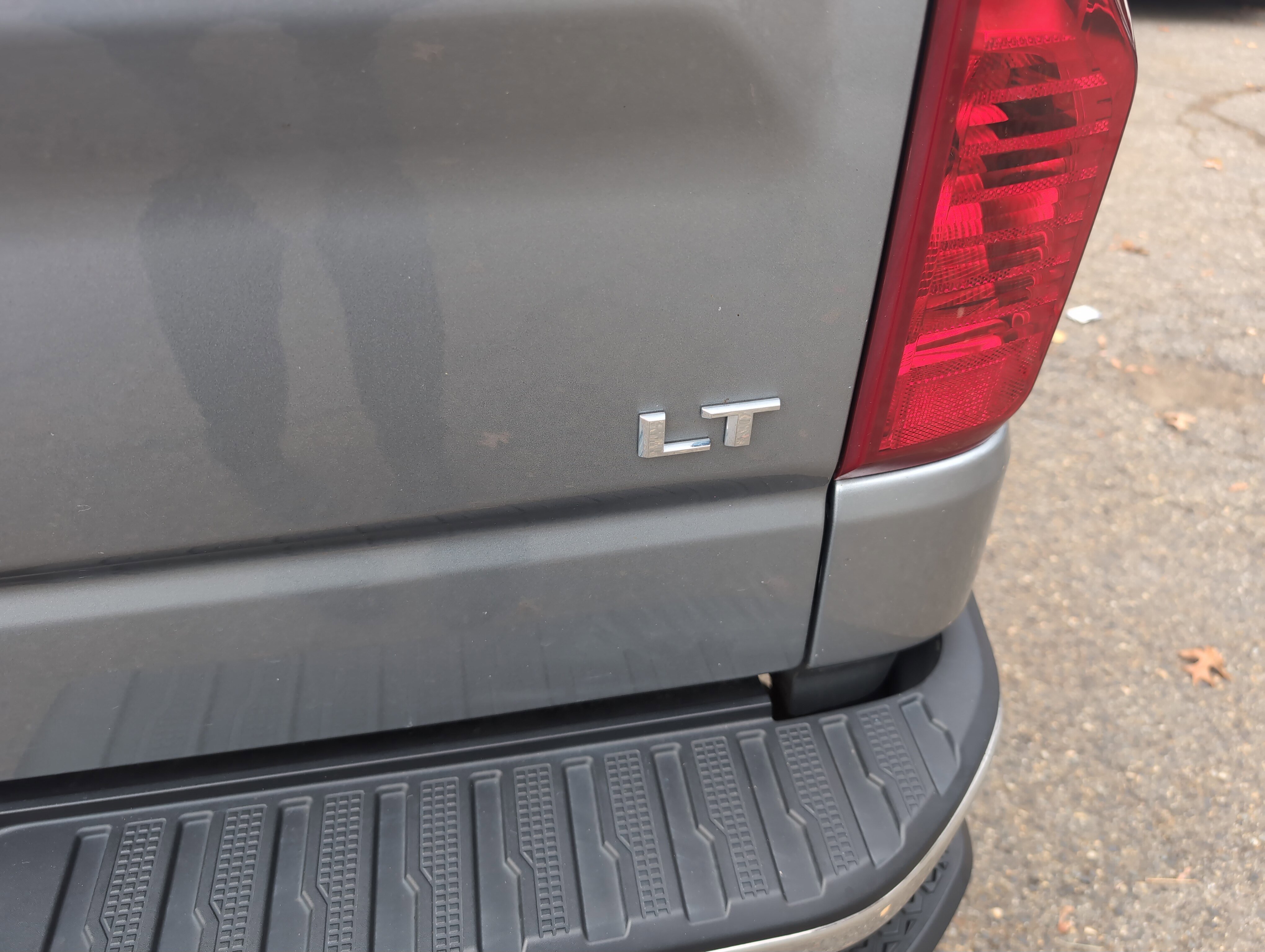 Used 2023 Chevrolet Silverado 1500 LT image 29