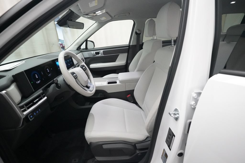 Used 2026 Hyundai Santa Fe SE AWD/4WD image 7