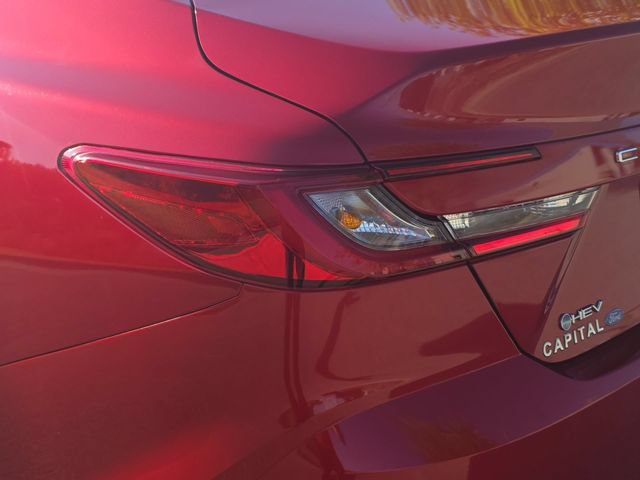 Used 2025 Toyota Camry LE FWD image 33