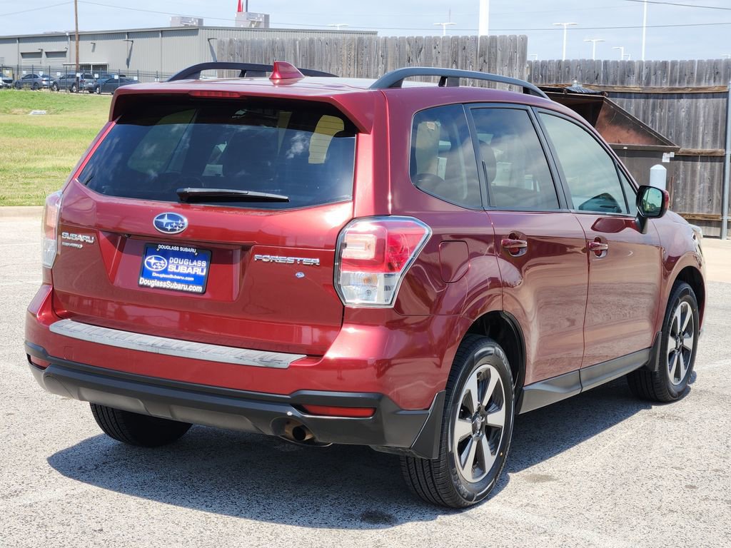 Used 2018 Subaru Forester 2.5i Premium image 3