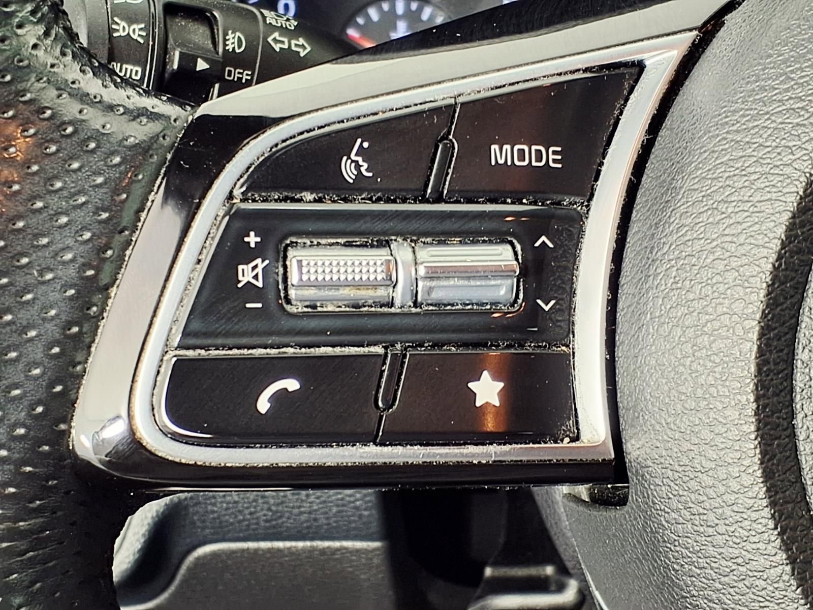 Used 2022 Kia Forte GT-Line image 16