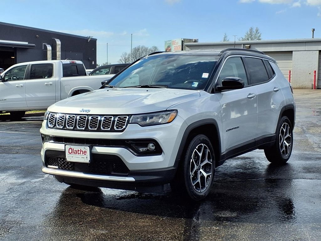 Used 2025 Jeep Compass Limited image 2