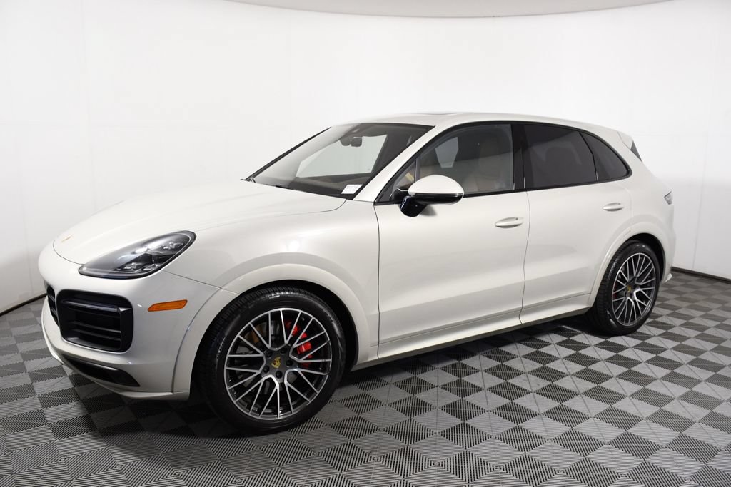 Used 2021 Porsche Cayenne GTS AWD/4WD image 2