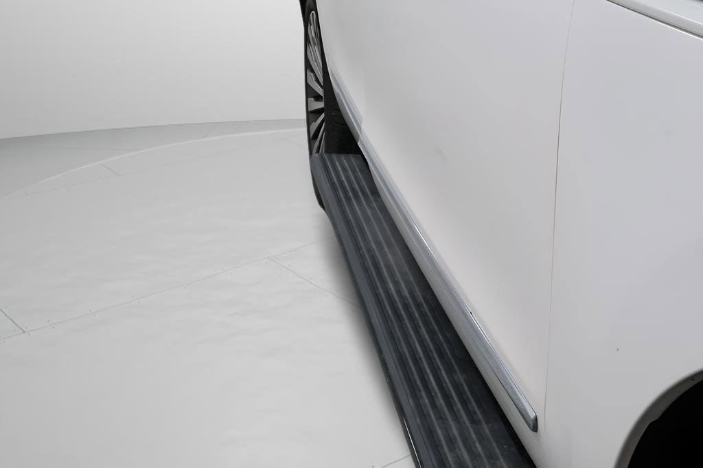 Used 2019 Lincoln Navigator Reserve AWD/4WD image 32