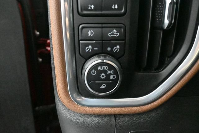 Used 2022 Chevrolet Silverado 1500 High Country AWD/4WD image 21