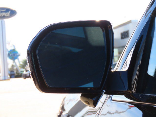 Certified 2023 Lincoln Navigator Reserve image 16