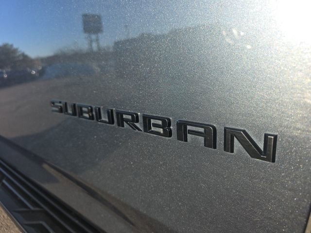 Used 2021 Chevrolet Suburban RST image 10