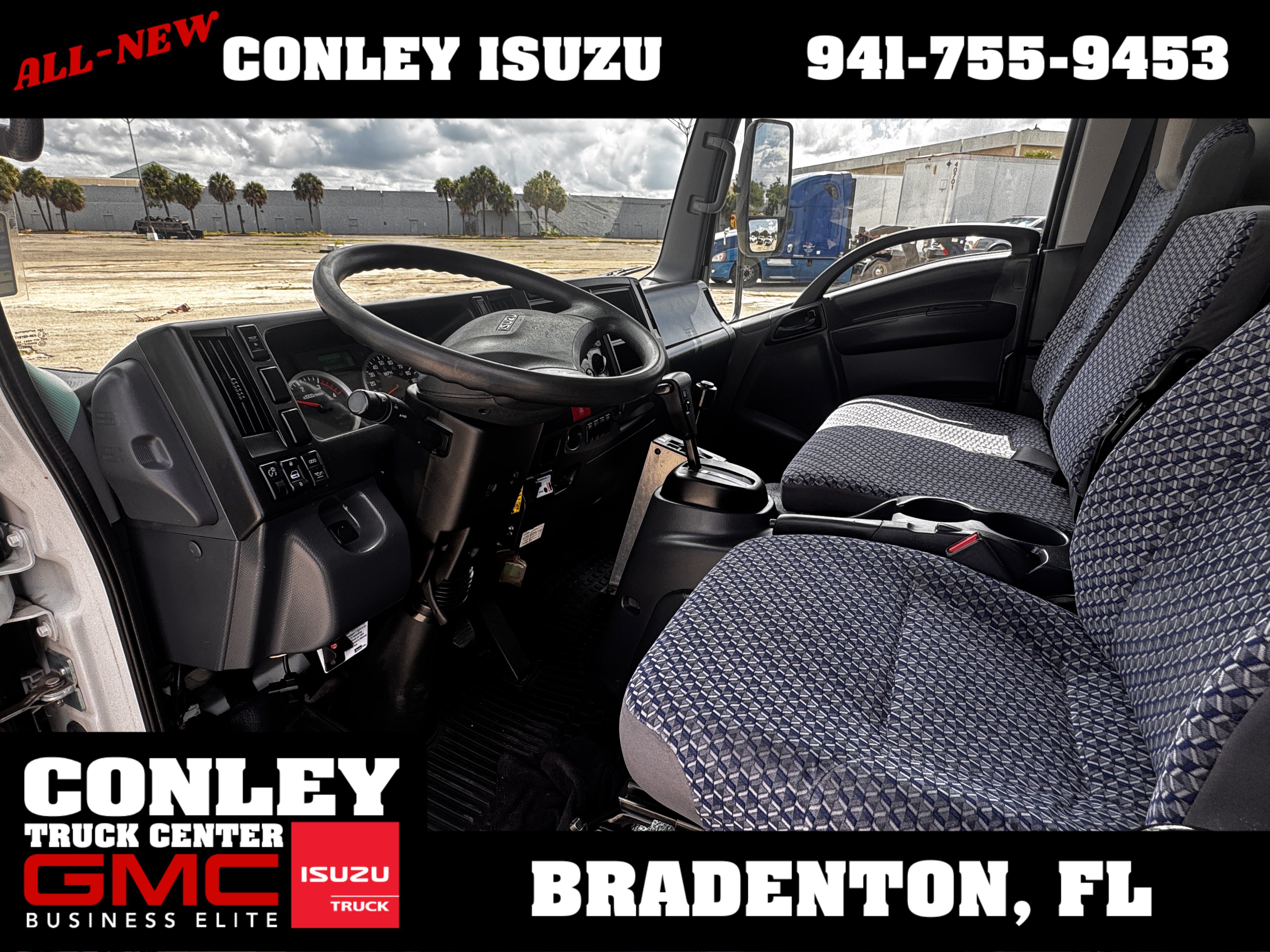 Used 2023 Isuzu NPR RWD image 17
