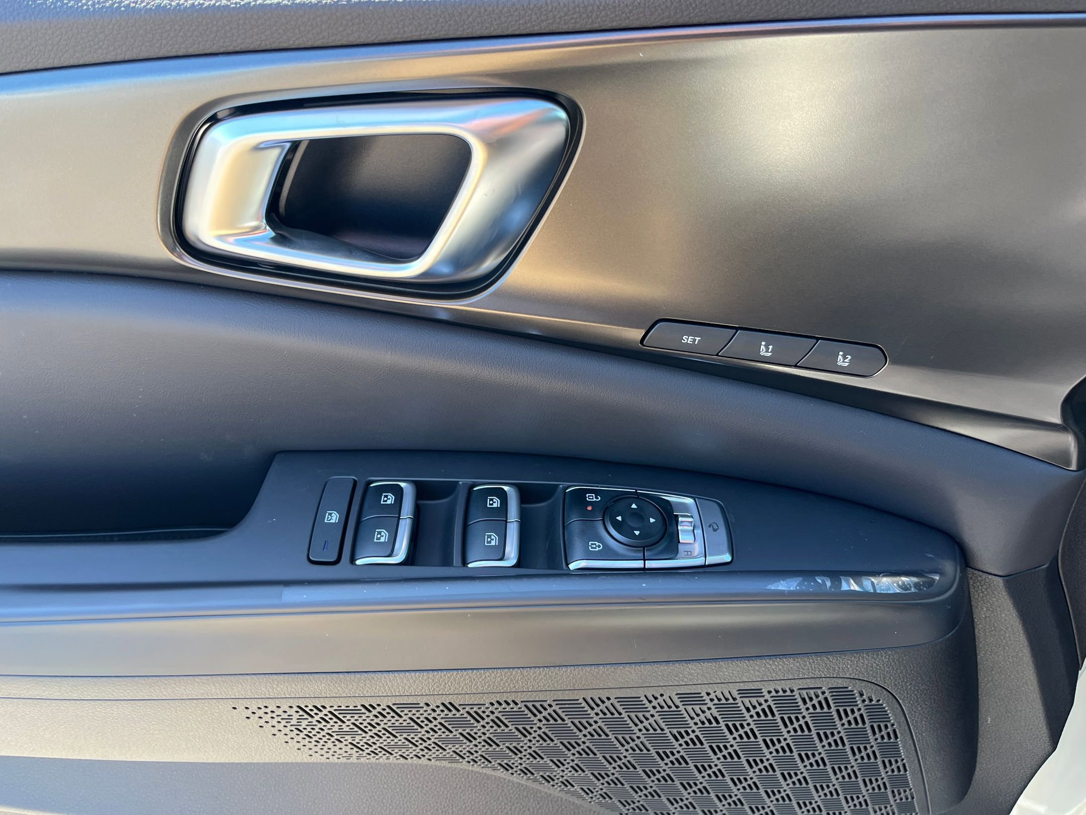 New 2026 Kia Carnival SX w/ SX Dark Edition Package image 16