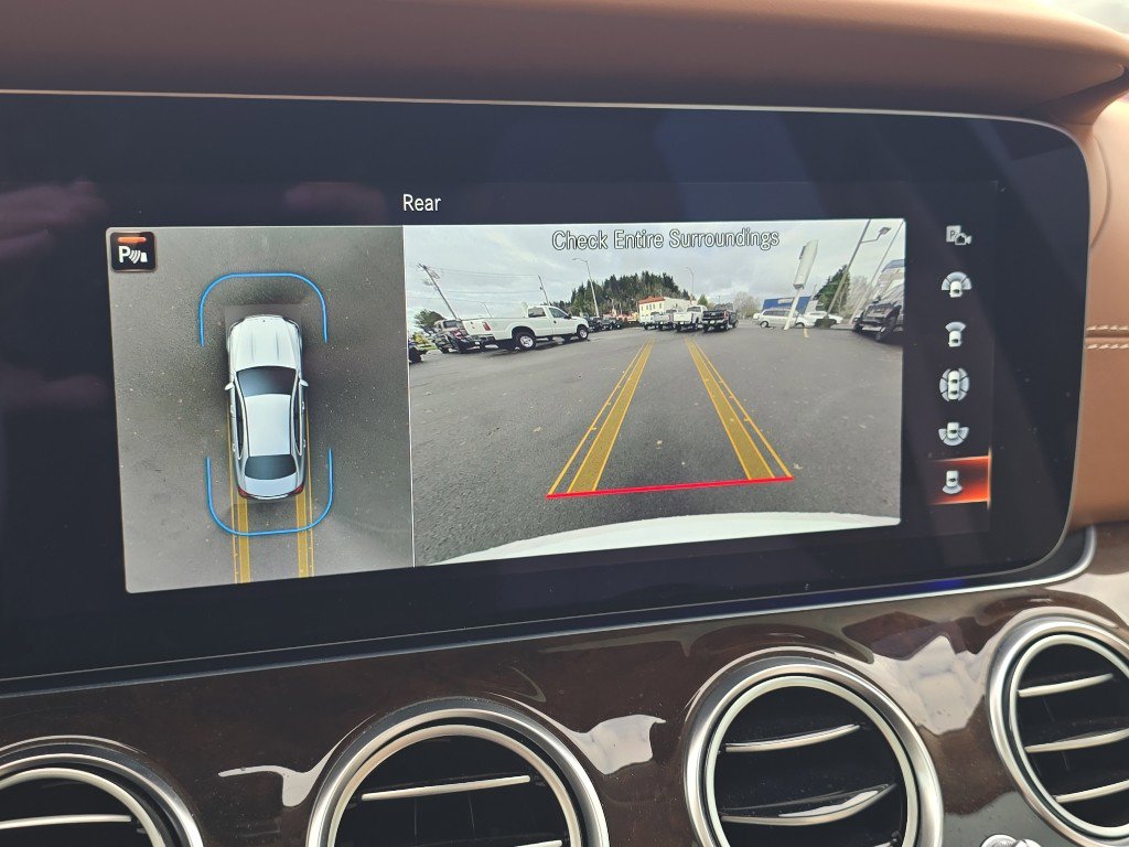 Used 2022 Mercedes-Benz E 450 4MATIC Sedan image 30