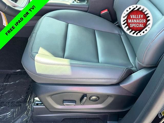 New 2025 Ford Explorer Active w/ Active Comfort Package image 10