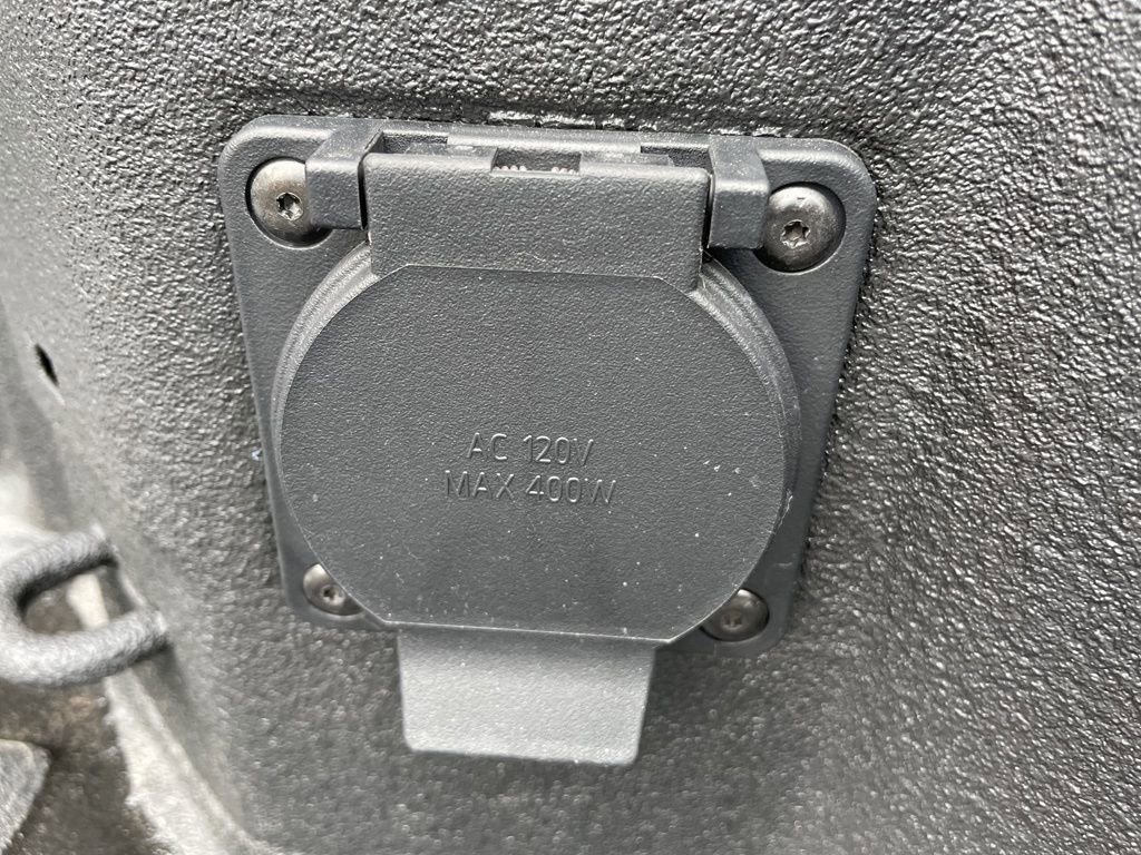 Used 2025 GMC Sierra 1500 AT4 w/ AT4 Premium Package image 50