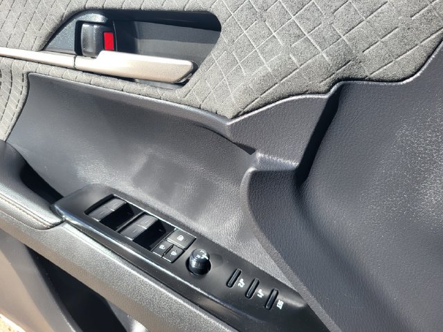 Used 2025 Toyota Camry XLE w/ Premium Package AWD/4WD image 13