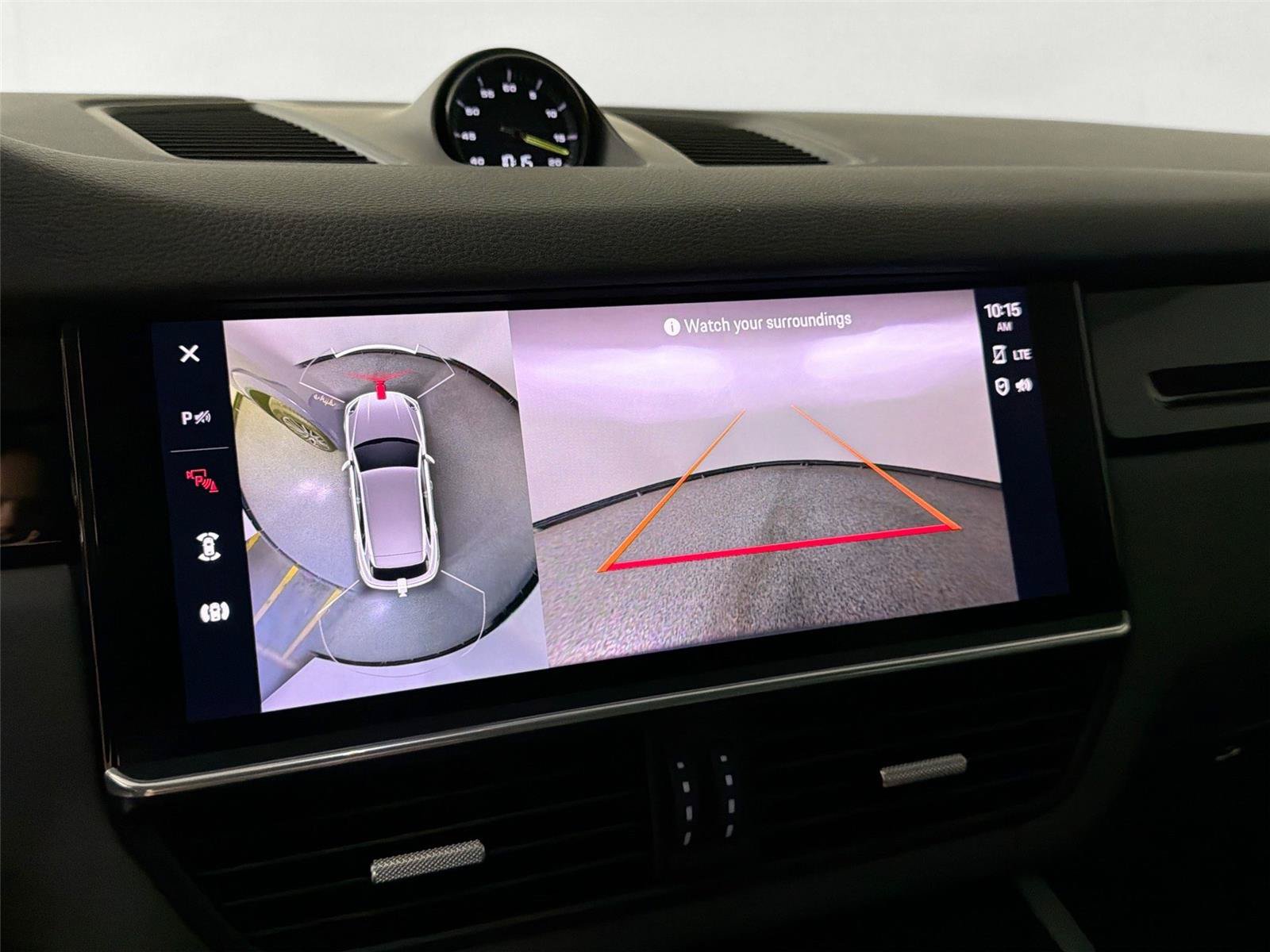 Certified 2022 Porsche Cayenne E-Hybrid AWD/4WD image 23