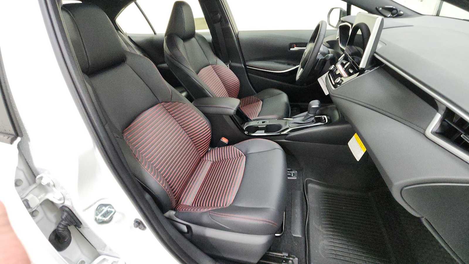 New 2026 Toyota Corolla XSE FWD image 30
