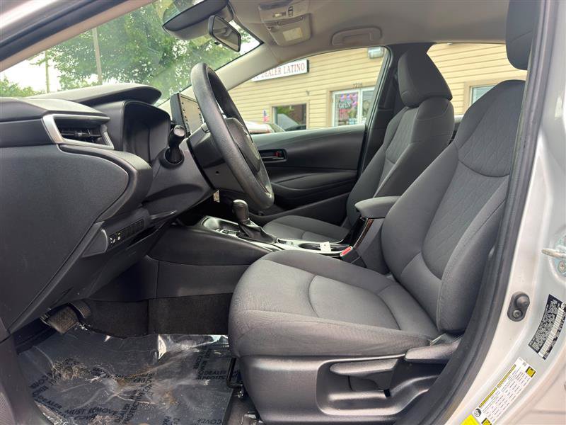 Used 2022 Toyota Corolla LE FWD image 19