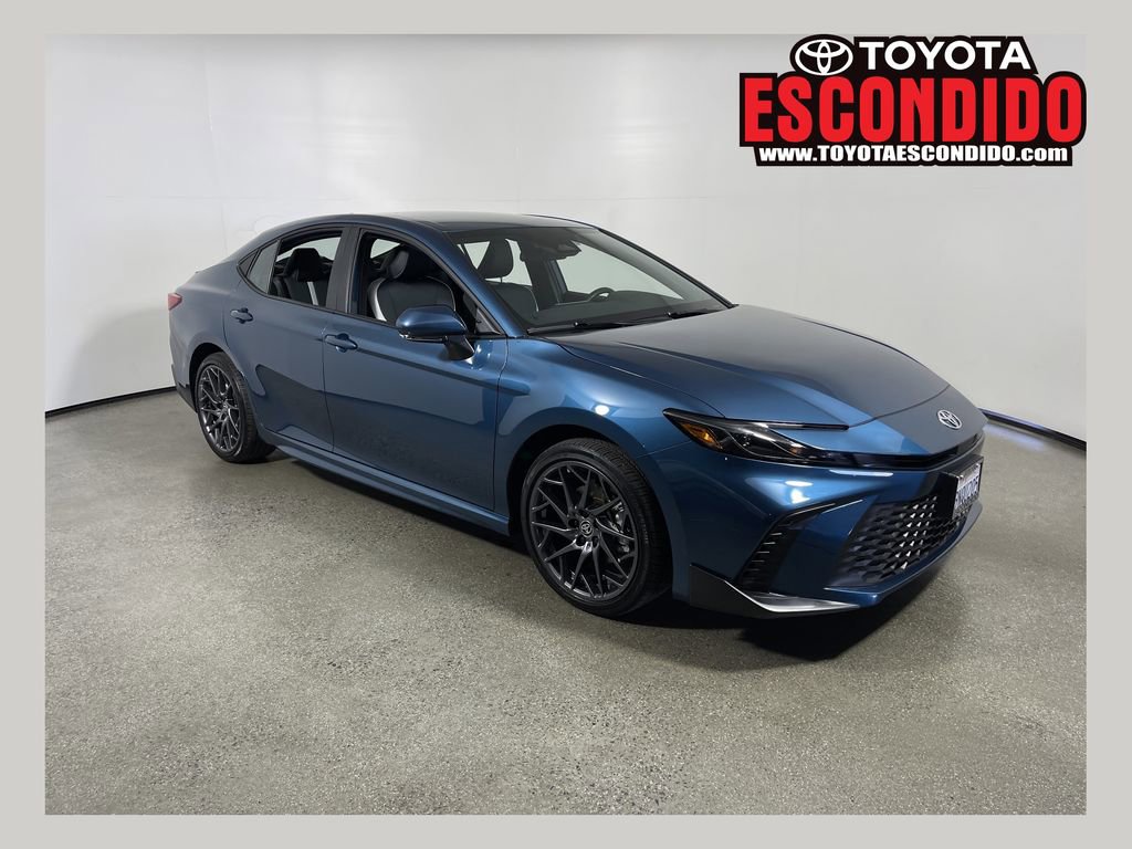 Certified 2025 Toyota Camry SE AWD/4WD image 1