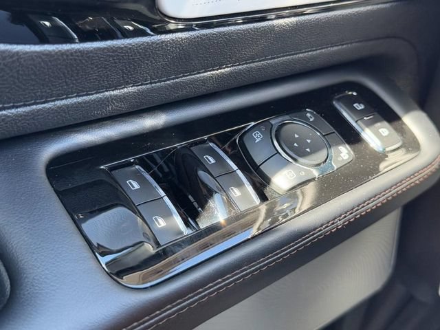 Used 2023 Lincoln Aviator Reserve w/ Equipment Group 201A AWD/4WD image 26