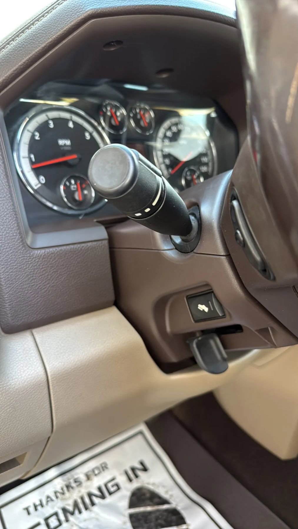 Used 2011 RAM 1500 Laramie image 15