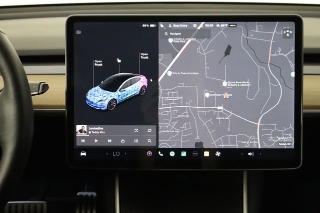 Used 2020 Tesla Model 3 Performance image 26