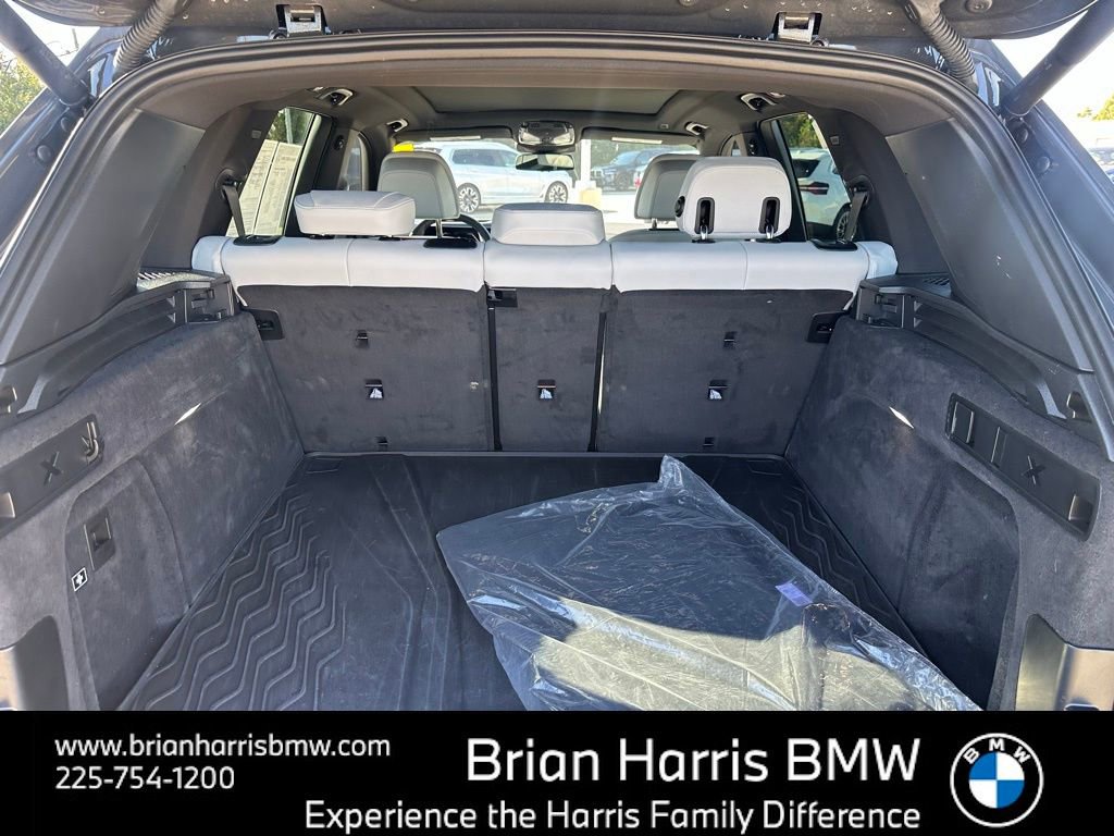 Certified 2025 BMW X5 sDrive40i w/ M Sport Package image 33
