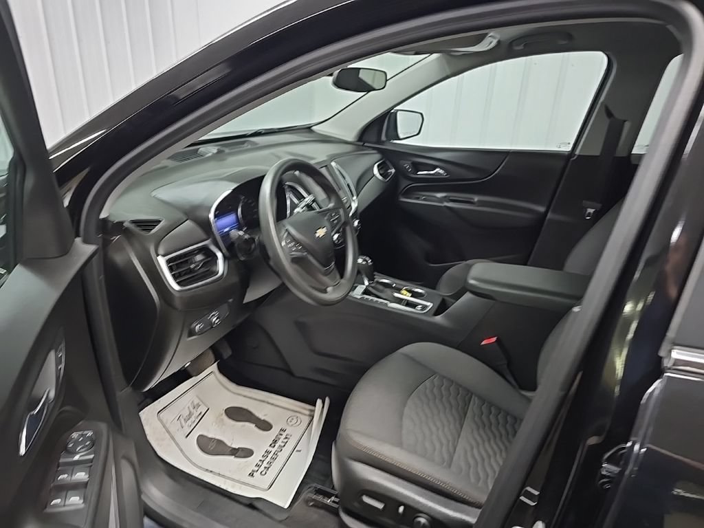 Used 2021 Chevrolet Equinox LT w/ LPO, Floor Liner Package AWD/4WD image 28