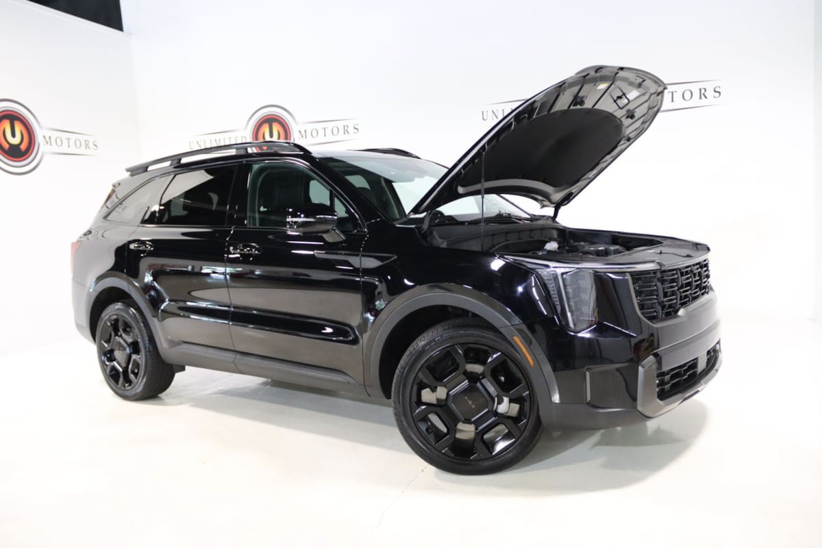 Used 2025 Kia Sorento SX AWD/4WD image 30