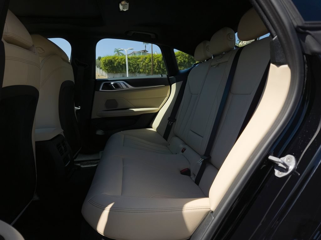 New 2026 BMW i4 eDrive40 w/ Parking Assistance Package RWD image 8