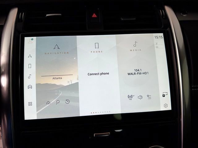 Certified 2025 Land Rover Discovery Dynamic SE image 22