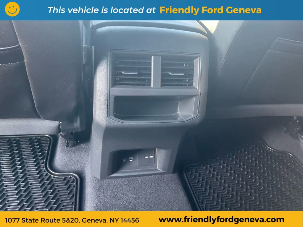 Used 2023 Volkswagen Atlas Cross Sport SEL AWD/4WD image 29