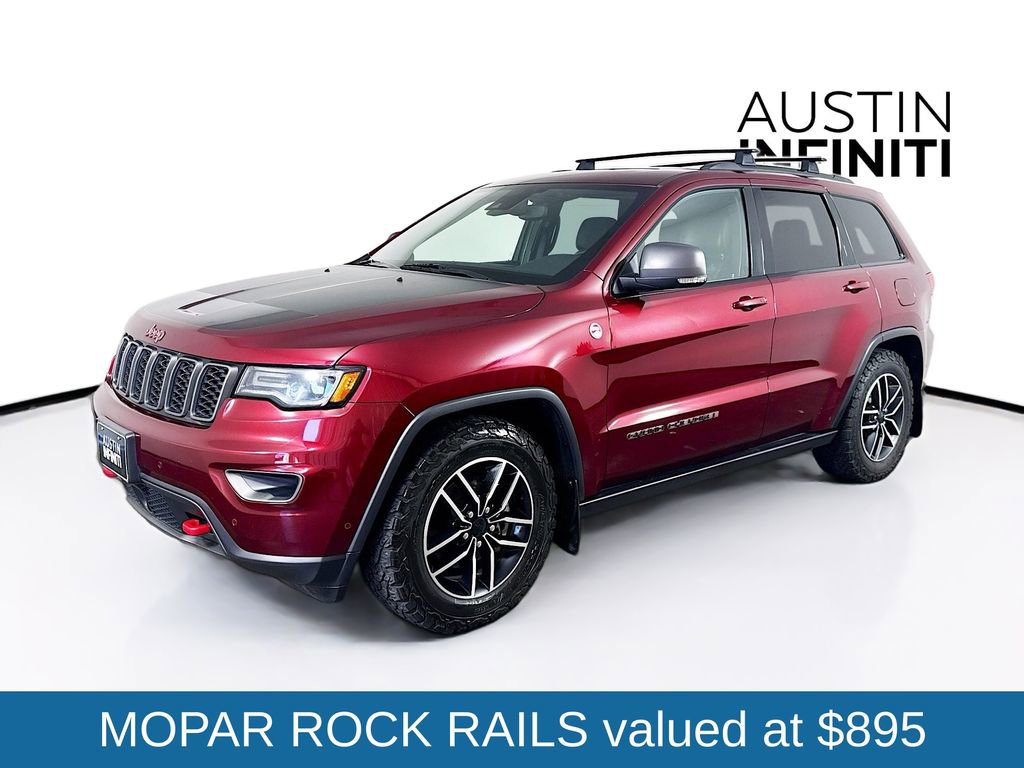 Used 2019 Jeep Grand Cherokee Trailhawk w/ Trailhawk Luxury Group AWD/4WD image 3