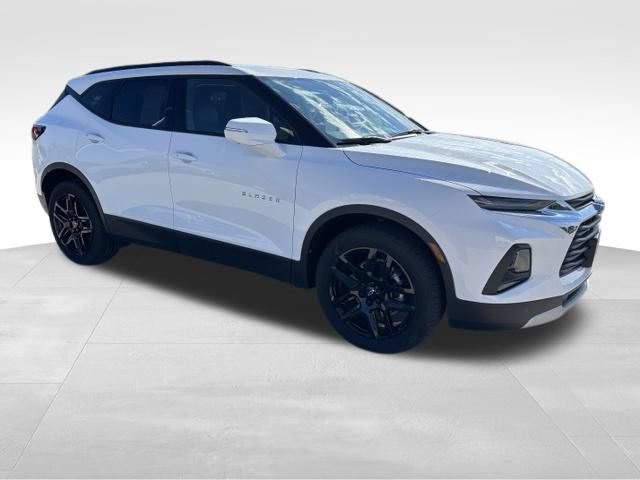 Used 2022 Chevrolet Blazer LT w/ Sound & Technology Package AWD/4WD image 7