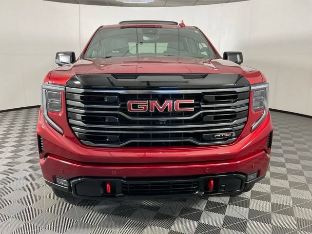 Used 2025 GMC Sierra 1500 AT4 w/ AT4 Premium Package AWD/4WD image 2