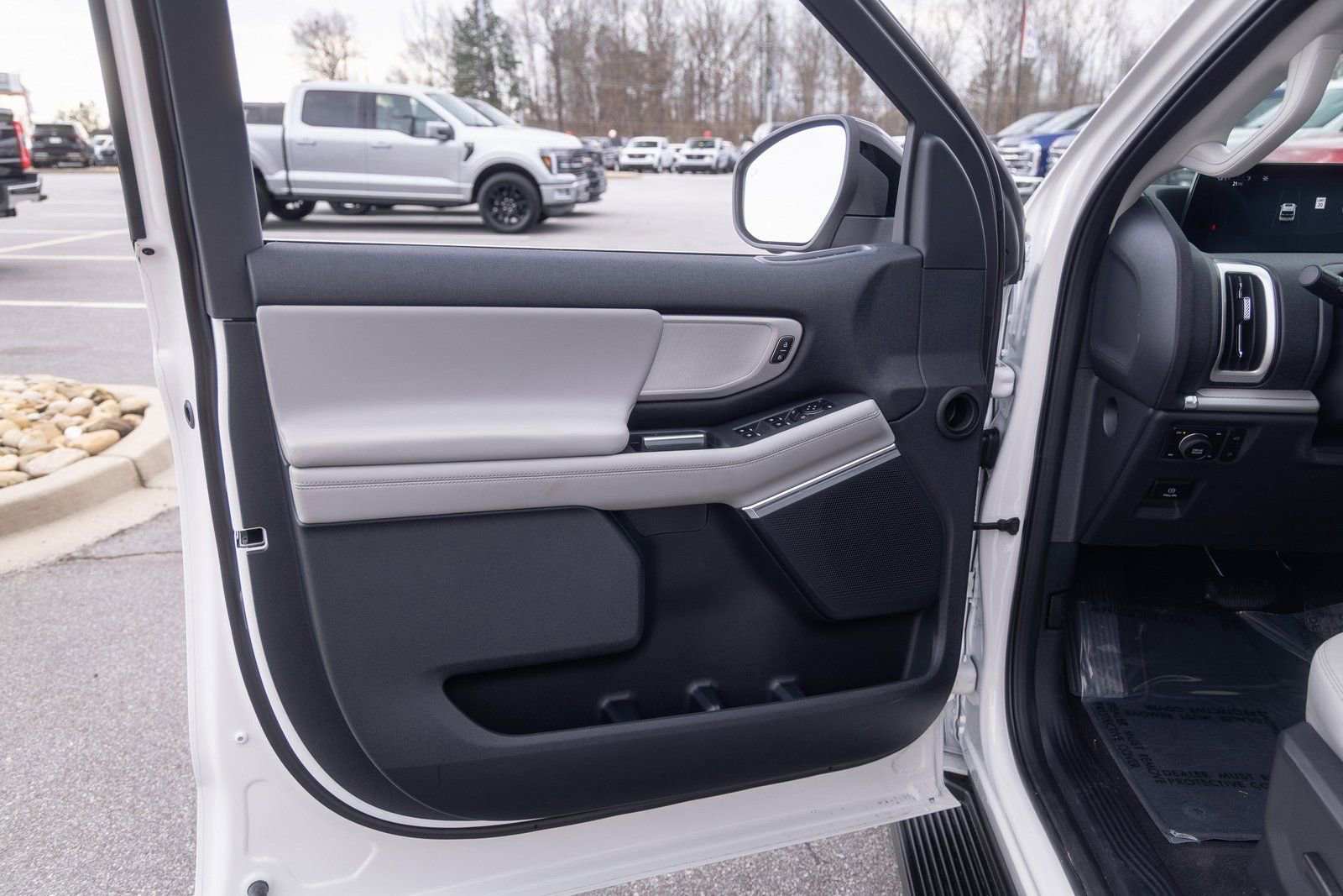 New 2026 Ford Expedition Active AWD/4WD image 17