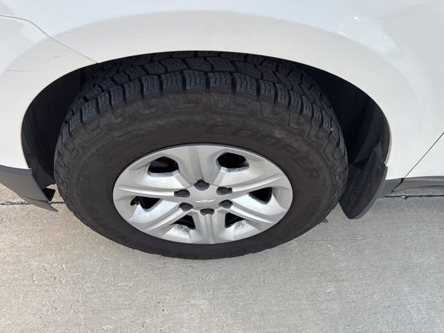 Used 2011 Chevrolet Traverse LS AWD/4WD image 10