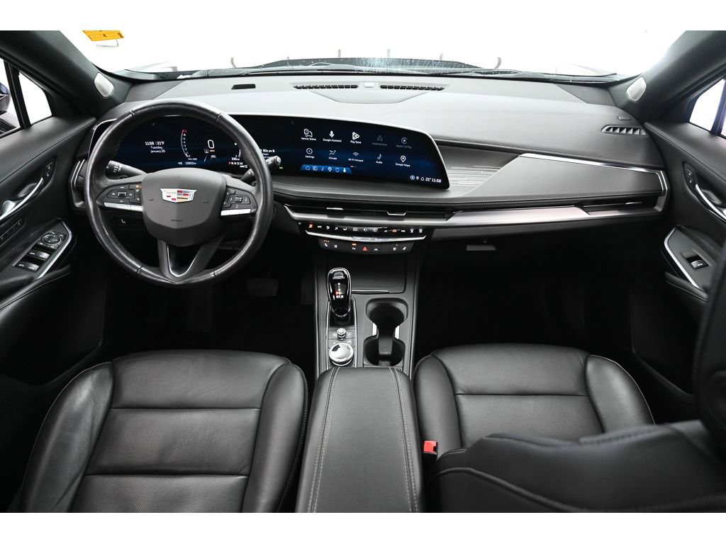 Used 2024 Cadillac XT4 Premium Luxury image 28