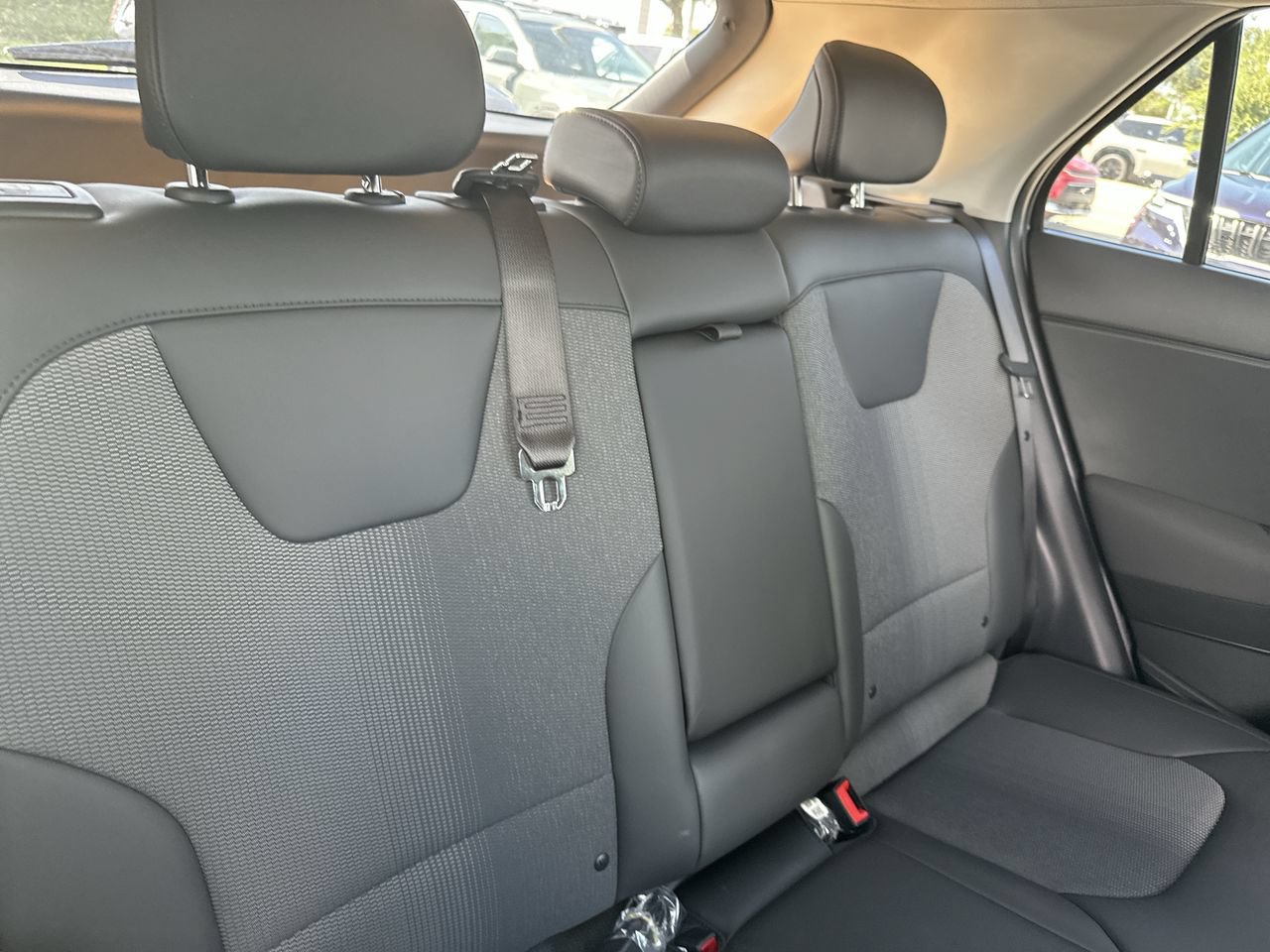 New 2026 Kia Niro EX FWD image 19