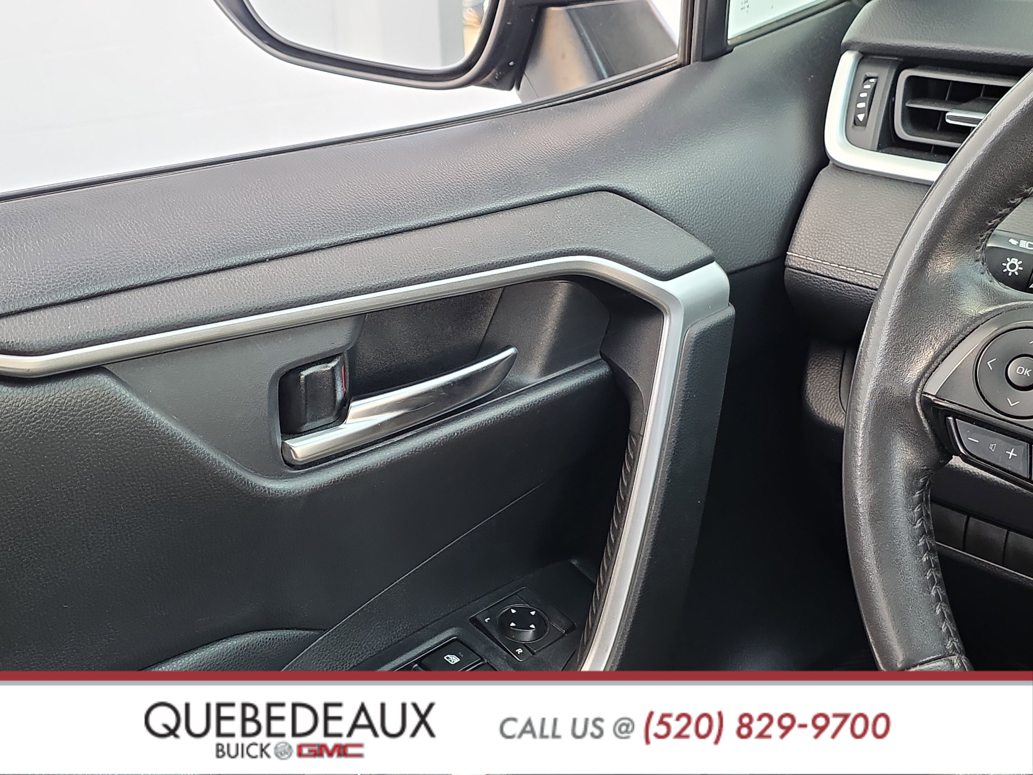 Used 2021 Toyota RAV4 XLE Premium w/ Carpet Mat Package (TMS) FWD image 24