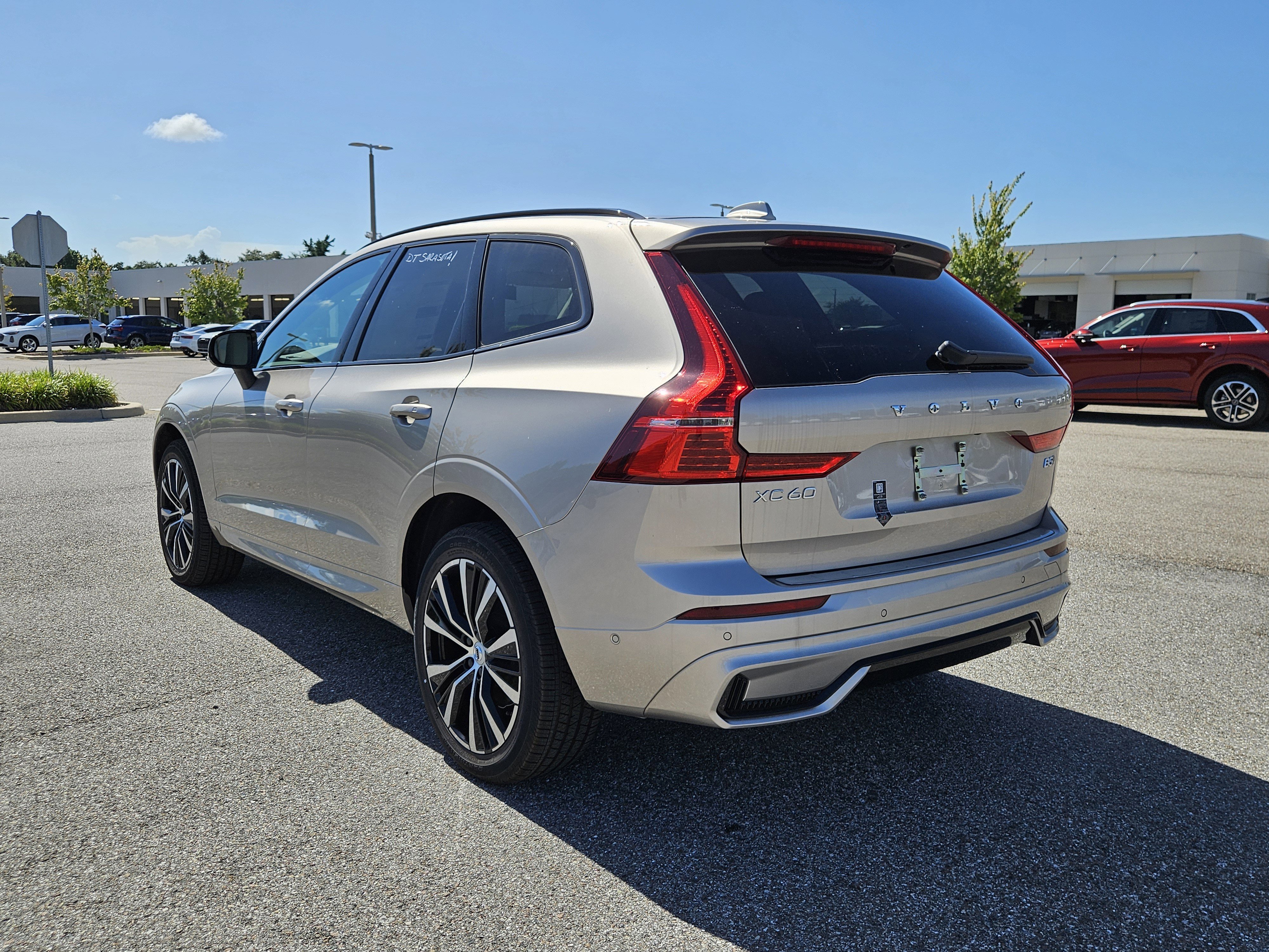 New 2025 Volvo XC60 B5 Plus w/ Protection Package Premier image 5