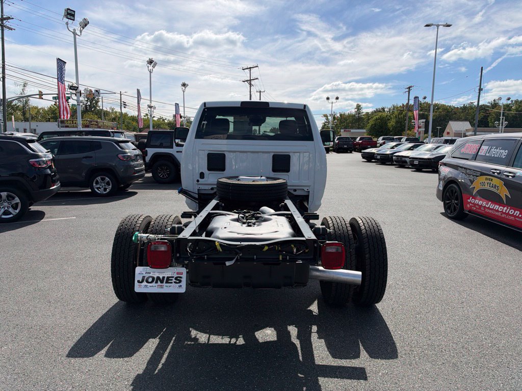 New 2026 RAM 5500 Tradesman AWD/4WD image 6