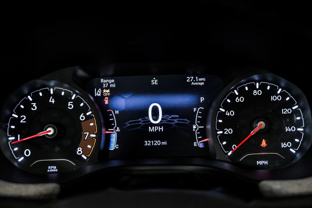 Used 2022 Jeep Compass Latitude w/ Sun and Sound Group image 19