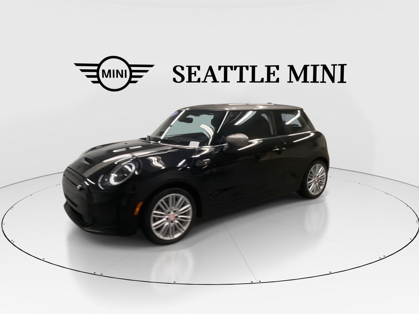 Used 2024 MINI Cooper SE FWD image 5