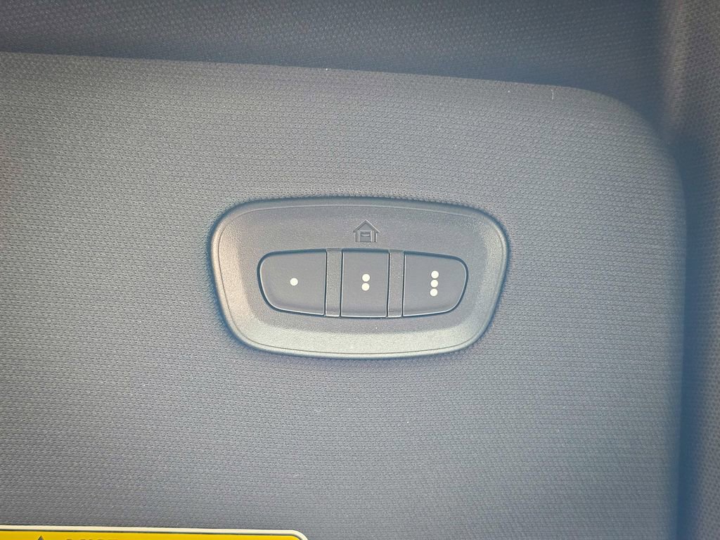 New 2026 RAM 1500 4x4 Crew Cab image 33