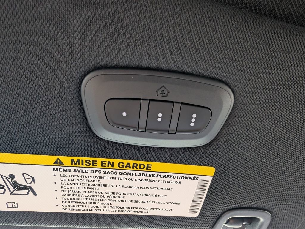 New 2026 Chrysler Pacifica Limited w/ S Appearance Package image 38