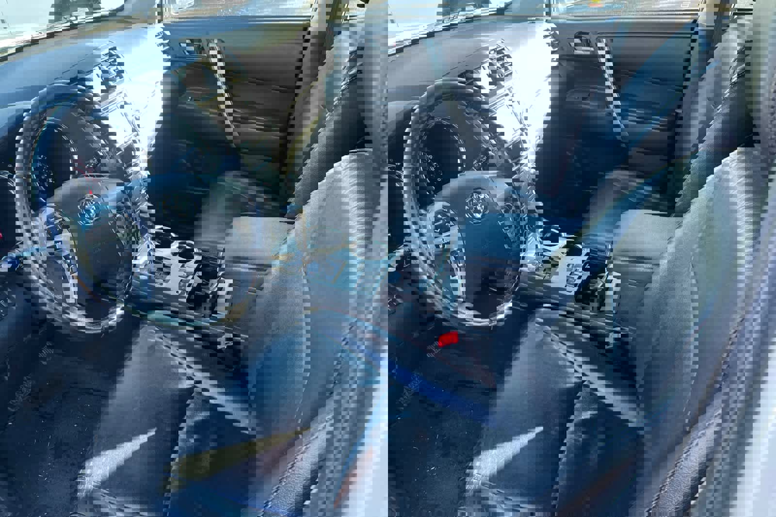 Used 2013 Toyota Highlander SE image 13