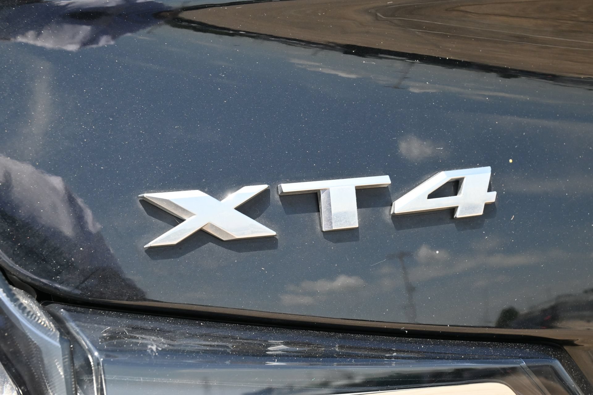 Certified 2023 Cadillac XT4 Sport FWD image 19